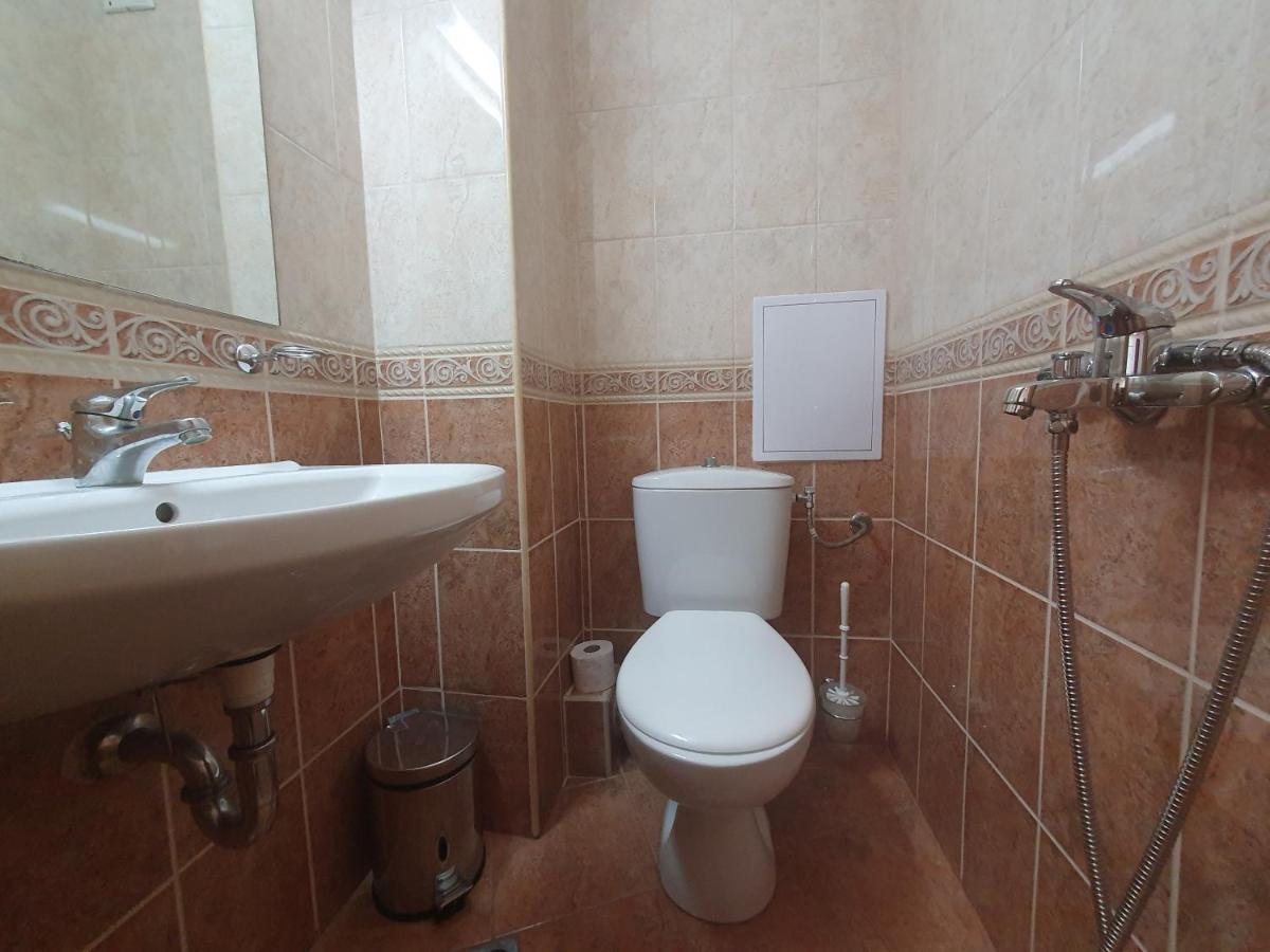 Apartment Ashton Hall - Sonnenstrand - Ost Sunny Beach Dış mekan fotoğraf
