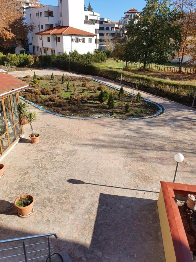 Apartment Ashton Hall - Sonnenstrand - Ost Sunny Beach Dış mekan fotoğraf