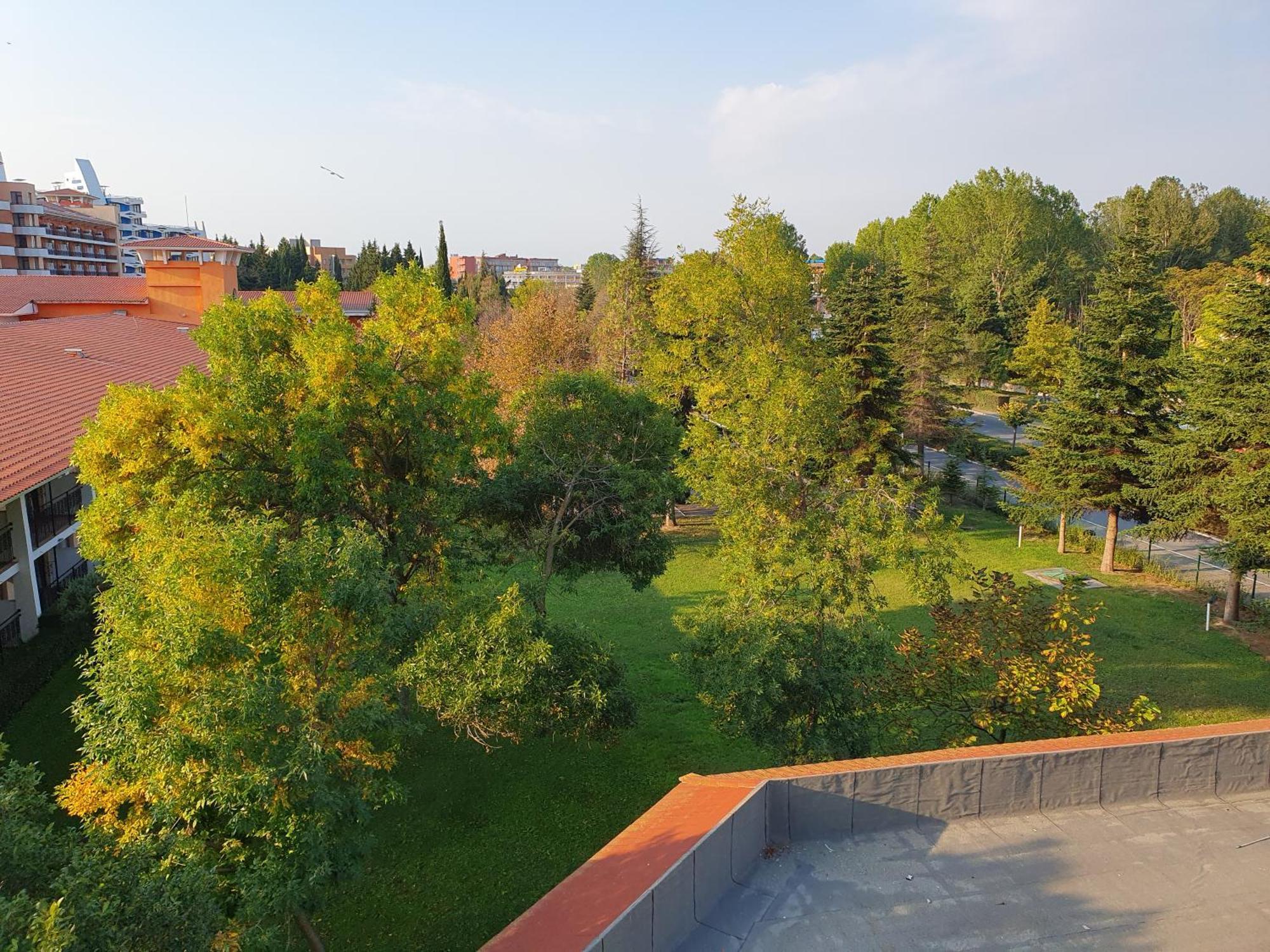 Apartment Ashton Hall - Sonnenstrand - Ost Sunny Beach Dış mekan fotoğraf